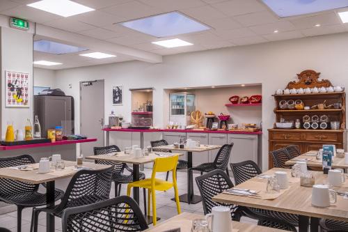 Restaurace v ubytování Logis Hôtel Chaptal, Amboise