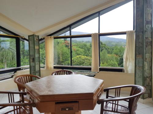 Villa Mawar Bumi Citeko