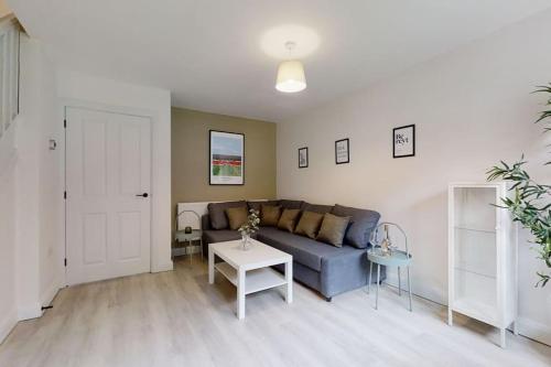 Ruang duduk di Oakwell View - Modern 3 Bed Home