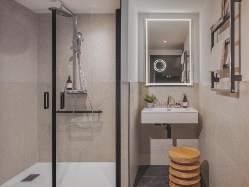 Bagno di Maisons du Monde Hôtel & Suites - Marseille Vieux Port