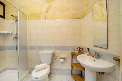 Koupelna v ubytování Ta Gananz Holiday Home