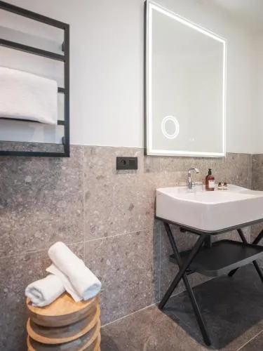 Maisons du Monde Hôtel & Suites - Marseille Vieux Port photo 89
