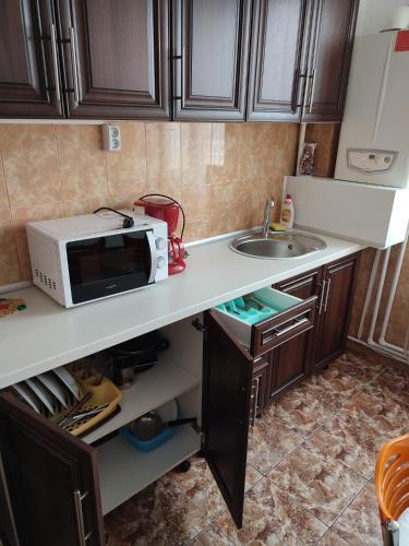 Cuina o zona de cuina de APARTAMENT HD ELI