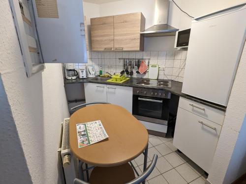 Een keuken of kitchenette bij Appartment Böhlen