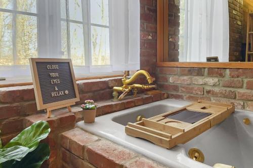 Crown Carriage House – Photos 2