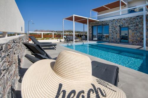 Πισίνα στο ή κοντά στο Xenias Luxury Villas