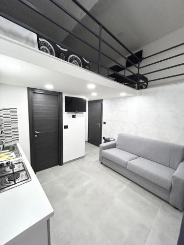 LUXURY HOME VALENTINO