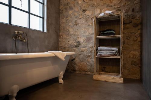 Katil atau katil-katil dalam bilik di Silo Stone House