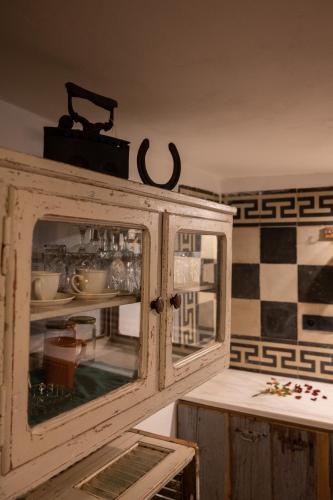 Dapur atau dapur kecil di Silo Stone House