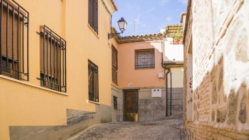 El Rincón de las Cortes by Toledo AP