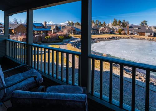 Riley`s Mountain View – Photos 2