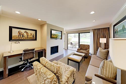 Silverado Oasis 1 Unit