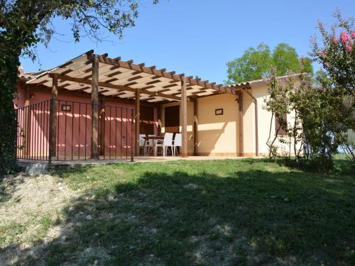 Picturesque farmhouse in Spoleto with swimming pool