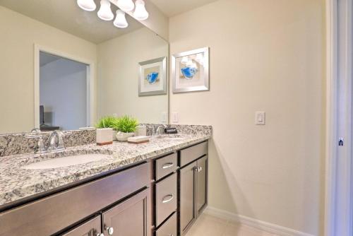New Upscale 8BR Kissimmee Retreat with Private Pool, Spa & Resort Amenities - 7 Mi to Disney! photo 39
