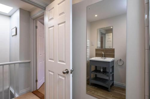 Koupelna v ubytování Gulls Roost, Port Isaac Bay Holidays