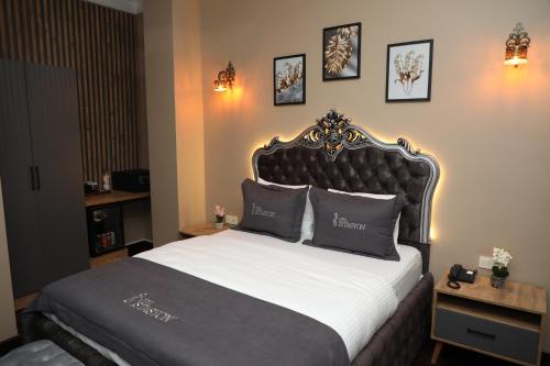 Katil atau katil-katil dalam bilik di İstasyon Otel