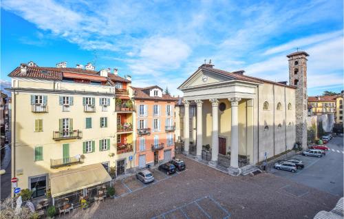 Amazing apartment in Biella with WiFi and 3 Bedrooms