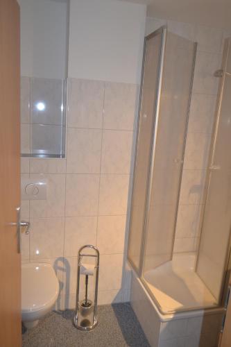Bilik mandi di Haus Simone