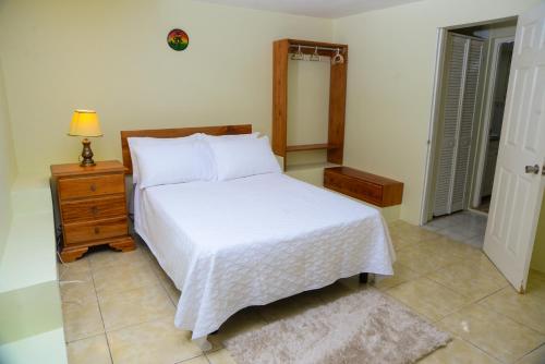 Cama o camas de una habitación en Three Palm Villa