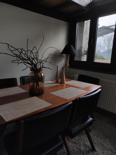 Photo de la galerie de l'établissement Herme's Hut, à Pávliani