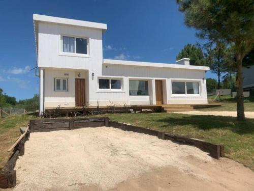 Casa con pileta Costa Esmeralda