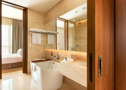 Koupelna v ubytování SHIRVAN Hotel City Yard Jeddah