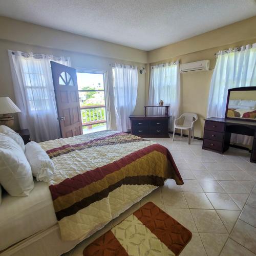 Venance Grand Yer apt 2 Enjoys Sea Views in Rodney Heights photo 2