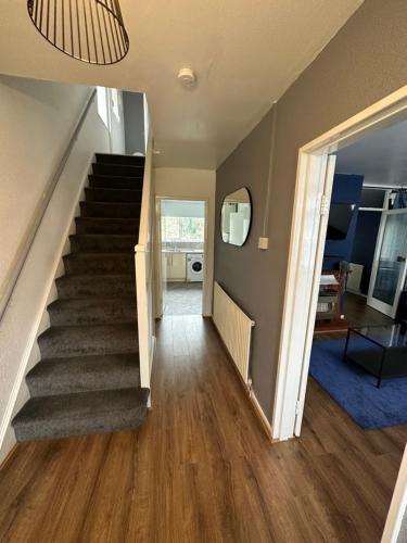 Fotografie z fotogalerie ubytování Lovely Spacious 3 bedrooms house v destinaci Kingshurst