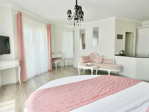 Göcek Naz Hotelにあるベッド