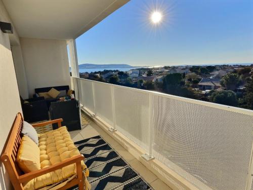 RAVISSANT T2 AVEC VUE MAGIQUE SUR L'ETANG DE THAU