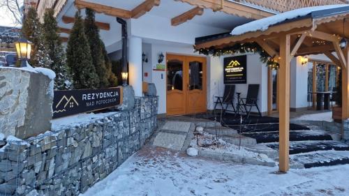 Budova, kde se aparthotel nachází