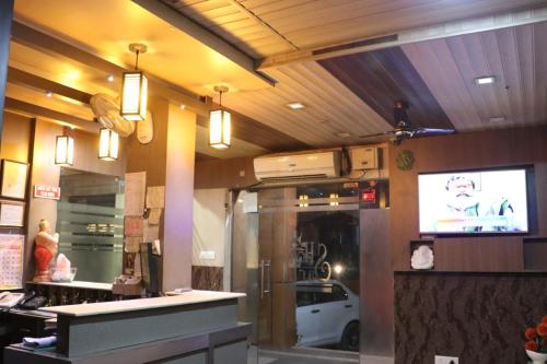 Kuchyň nebo kuchyňský kout v ubytování Hotel Sartaj