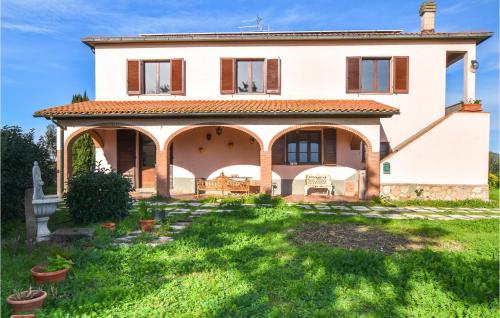 Awesome apartment in Riotorto with 3 Bedrooms