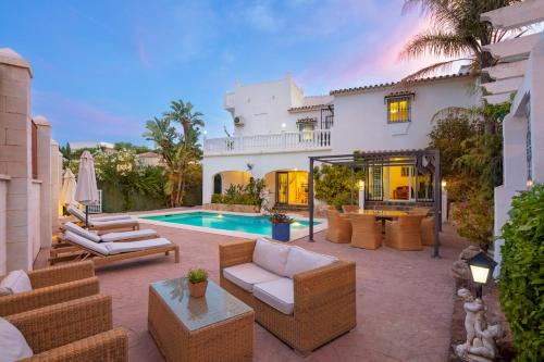 Family Villa Mijas-Costa close to the beach