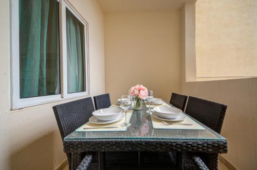 Foto de la galería de Sapphire Residences - Apartments & Penthouse In Central Sliema By Shortletsmalta en Sliema