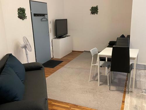 Μια τηλεόραση ή/και κέντρο ψυχαγωγίας στο Veni Apartments