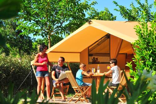 Camping Capfun La Bretèche, Les Épesses – Updated 2023 Prices