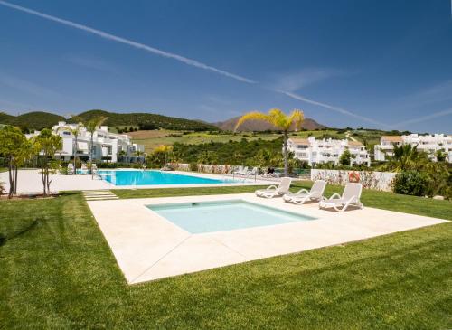 Alcazaba Lagoon 2382