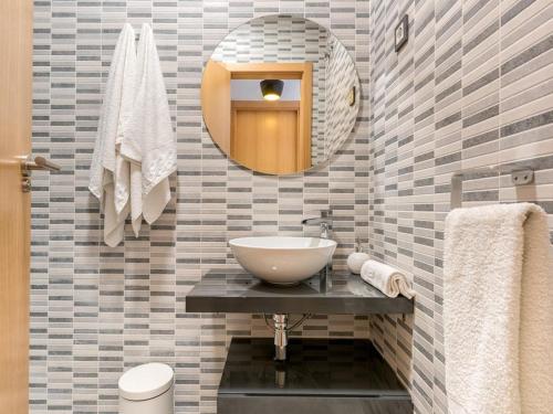 Atico Terraza Privada Piscina Centro AC Nuevo 1hab