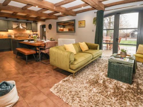 Oak Barn – Photos 3