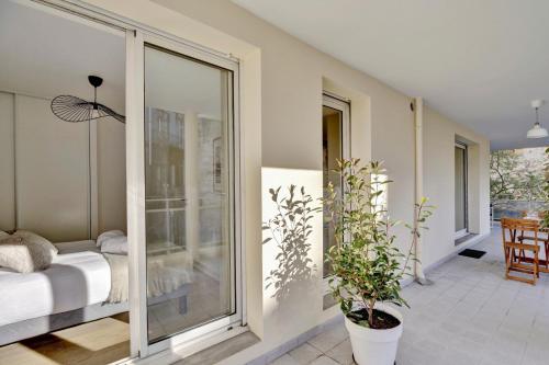 Le Bienheureux Beau T2 en plein centre avec grande Terrasse