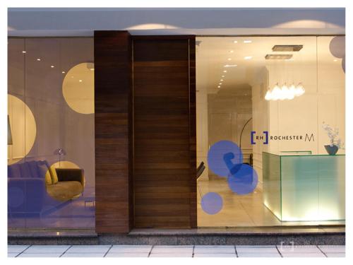 a store front window of a furniture store at Rochester Hotel M in Buenos Aires