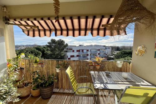 Bright and quiet nest with nice view in Fréjus