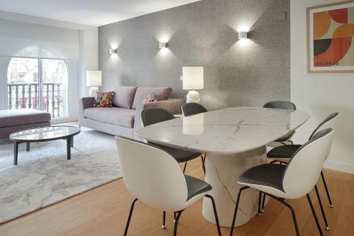 Olabar I - The Rentals Collection