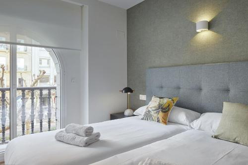 Olabar I - The Rentals Collection