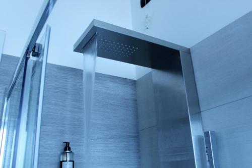 A bathroom at Travel B&B