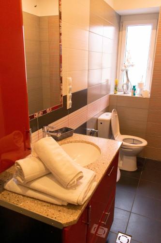 Koupelna v ubytování Borostyán Apartmanház