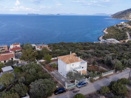 Φυσικό τοπίο κοντά σε αυτή η παραθεριστική κατοικία