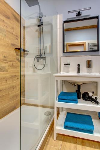 Un baño de Rezidence KUPEC