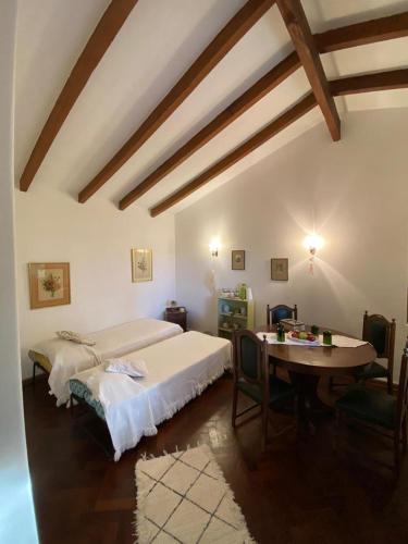 Postel nebo postele na pokoji v ubytování Faraway's Bed & Breakfast